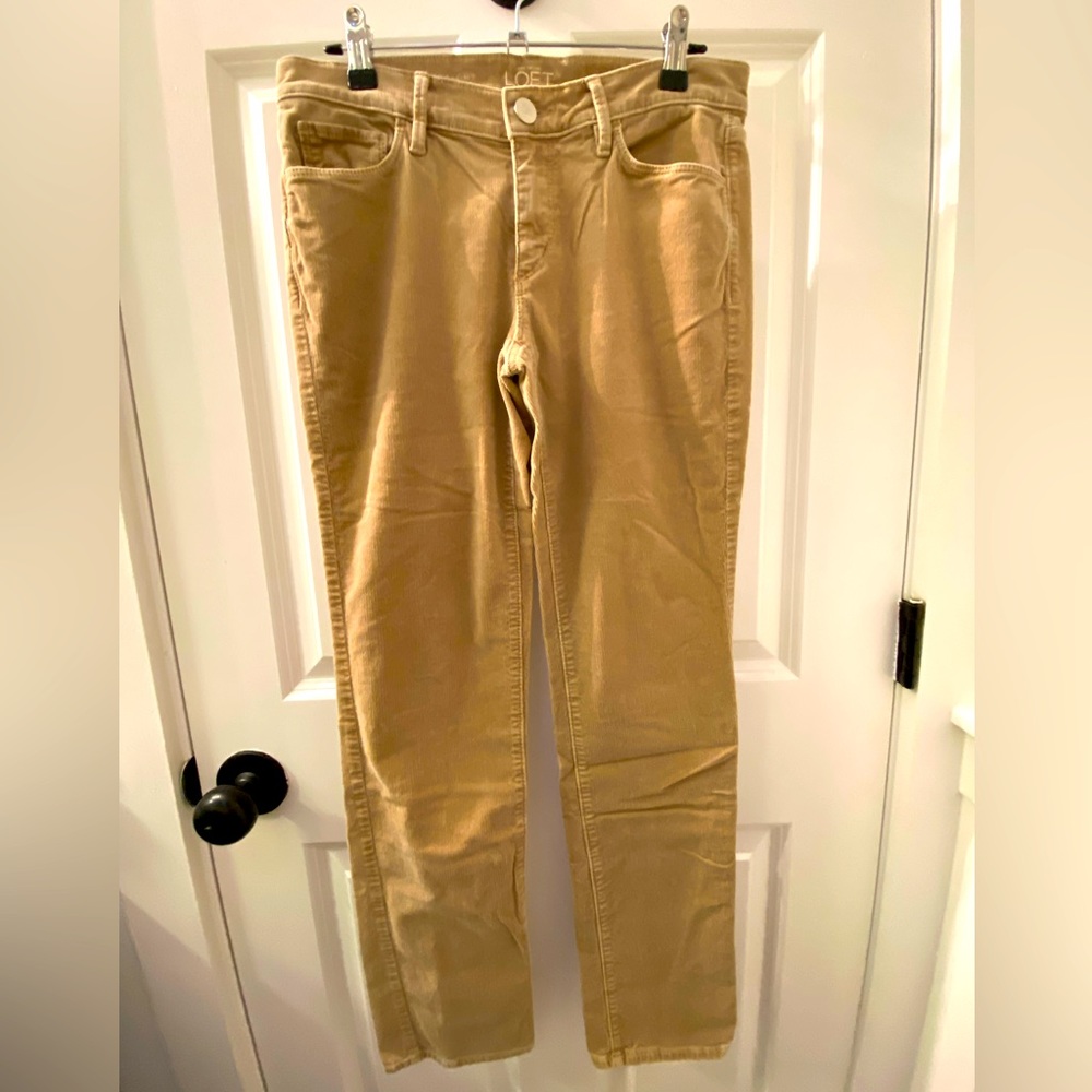 Loft modern straight corduroy pants in tan size 4